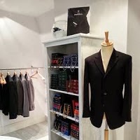 Rocha Bespoke Suit Tailoring 1054305 Image 4